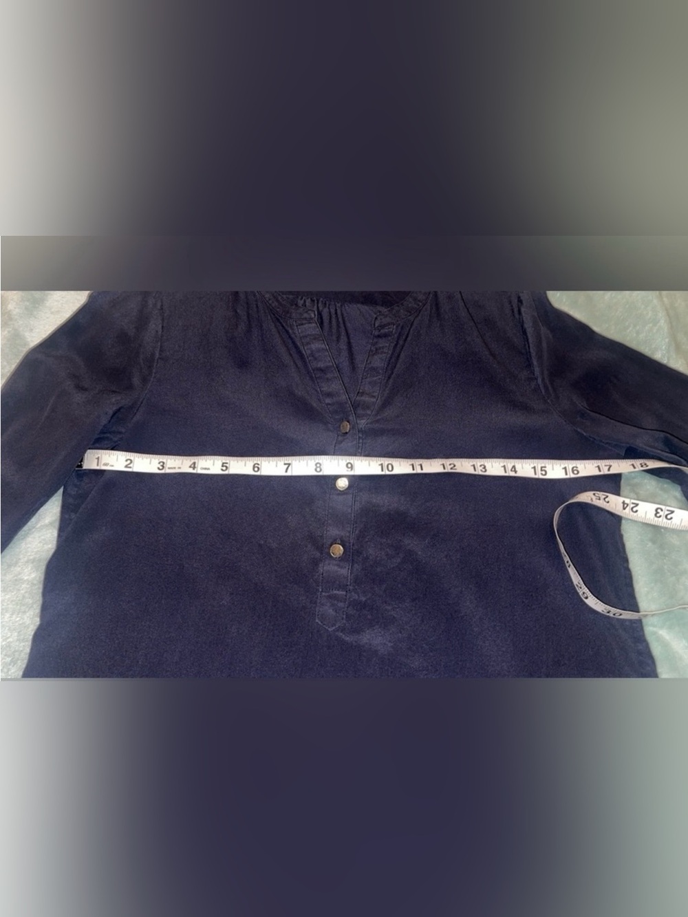 Banana Republic 100% Silk Navy Blue Henley Blouse Long Sleeve Top Size Small - Picture 4 of 8